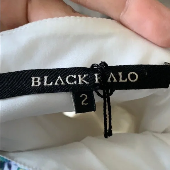 Black Halo Sadie Dress! - Picture 5 of 5